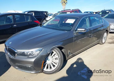 2018 BMW 740I из США, поврежденный, VIN WBA7E2C54JG742961